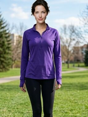 NWT Women’s Heat Gear Purple Half Zip Pull Over Top Shirt Jacket - Size Large